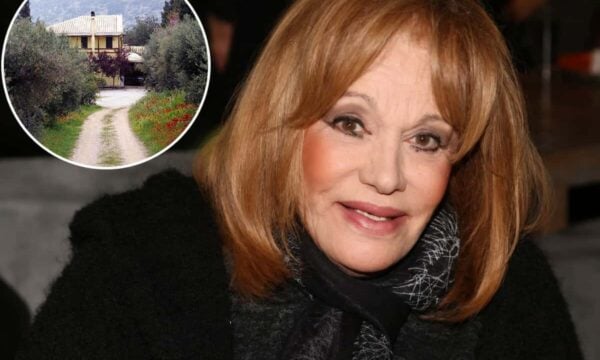 Μυστήριο με την τέφρα της Μαίρης Χρονοπούλου: Ποιος ο λόγος που παραμένει κρυμμένη στο σπίτι της;