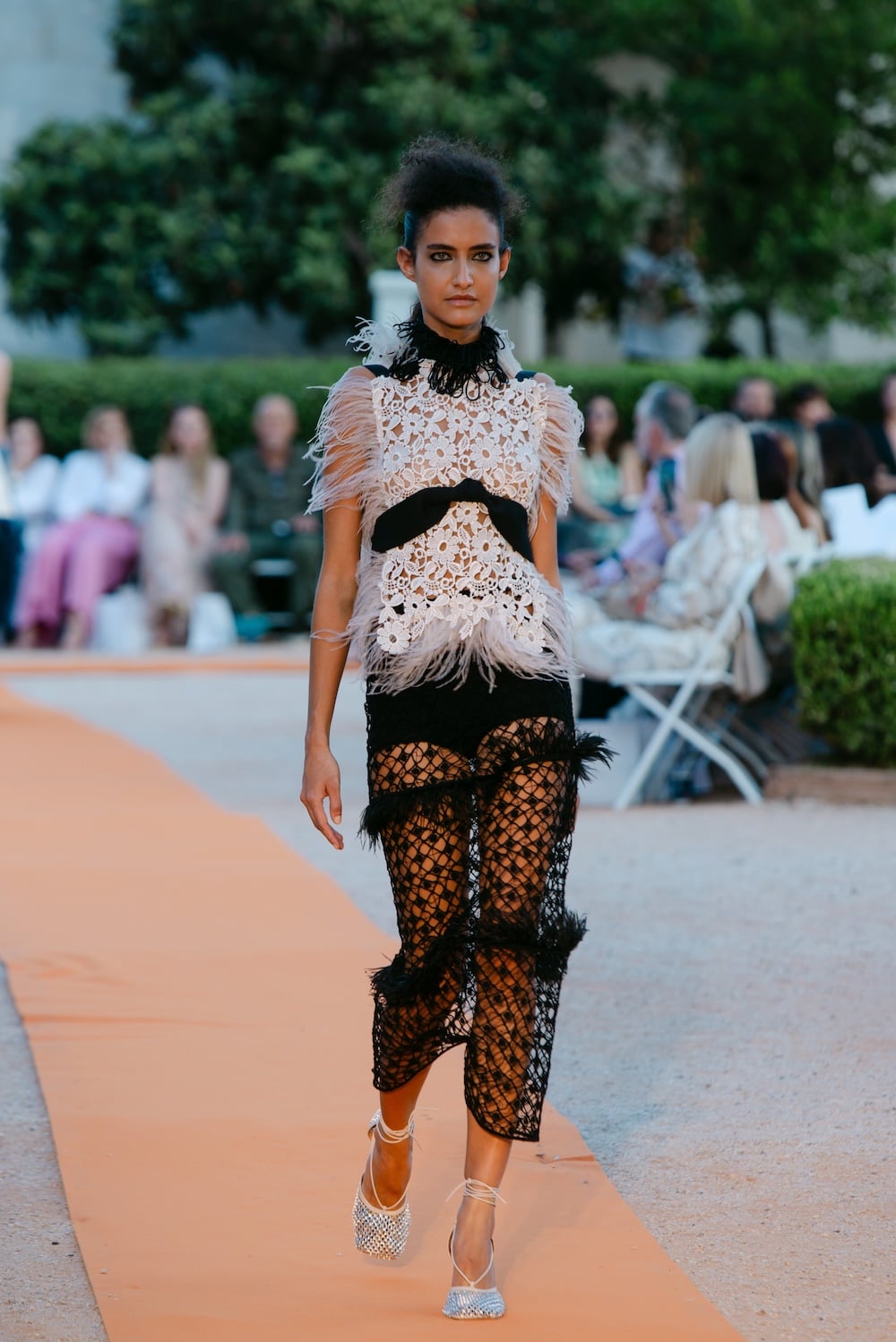 Hautes Grecians στη Villa Ilissia: Ένα catwalk στην πιο μαγευτική αυλή της Αθήνας