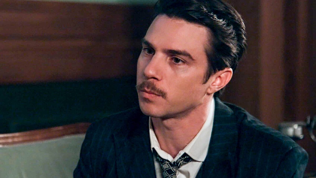 «Grand Hotel»: Ο Άρης επιχειρεί να πείσει τη Θάλεια να συμμετάσχει σε μια νέα πρόταση