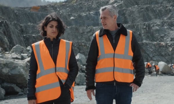 «Η γη της ελιάς»: Η Χριστιάνα είναι η επικεφαλής του παράνομου δικτύου