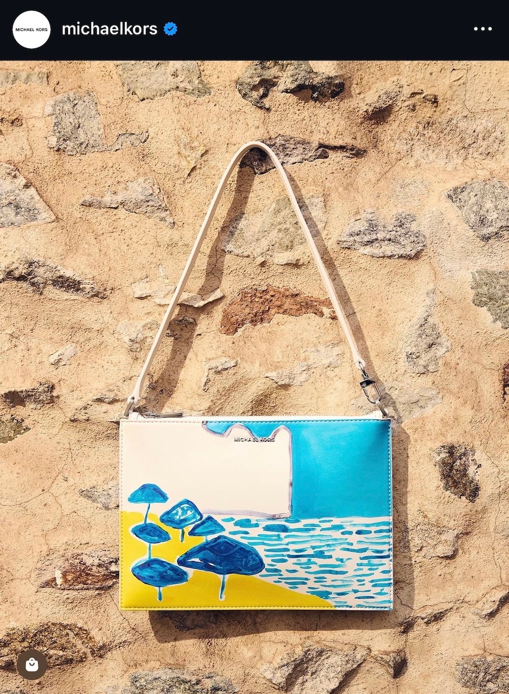 Έβελυν Καζαντζόγλου: Η Michael Kors τσάντα του καλοκαιριού κοστίζει 150 ευρώ