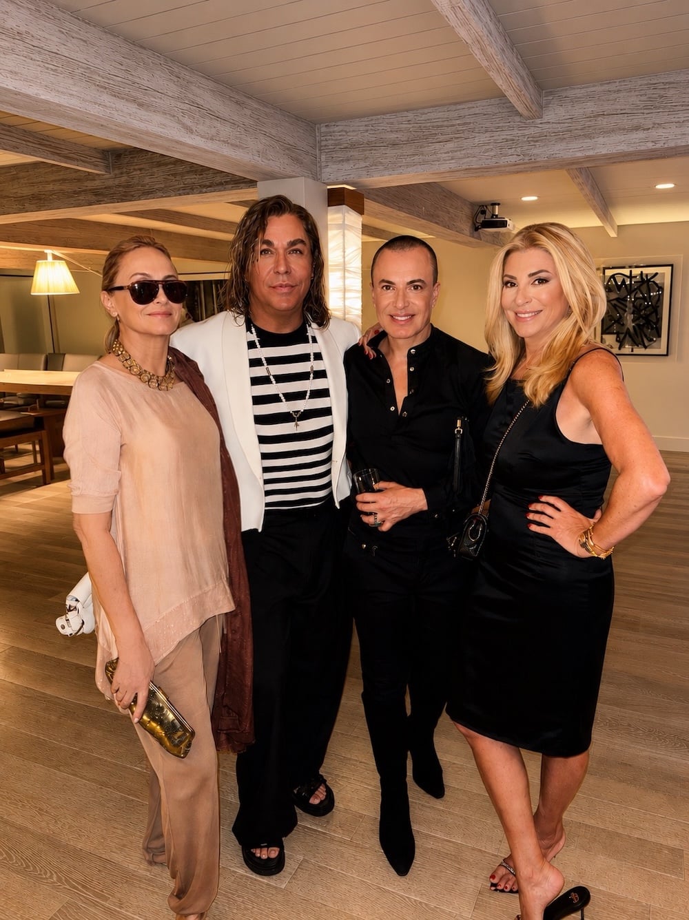 Julien Macdonald στο Island! Όταν η Αθηναϊκή Ριβιέρα μετατράπηκε σε disco πασαρέλα