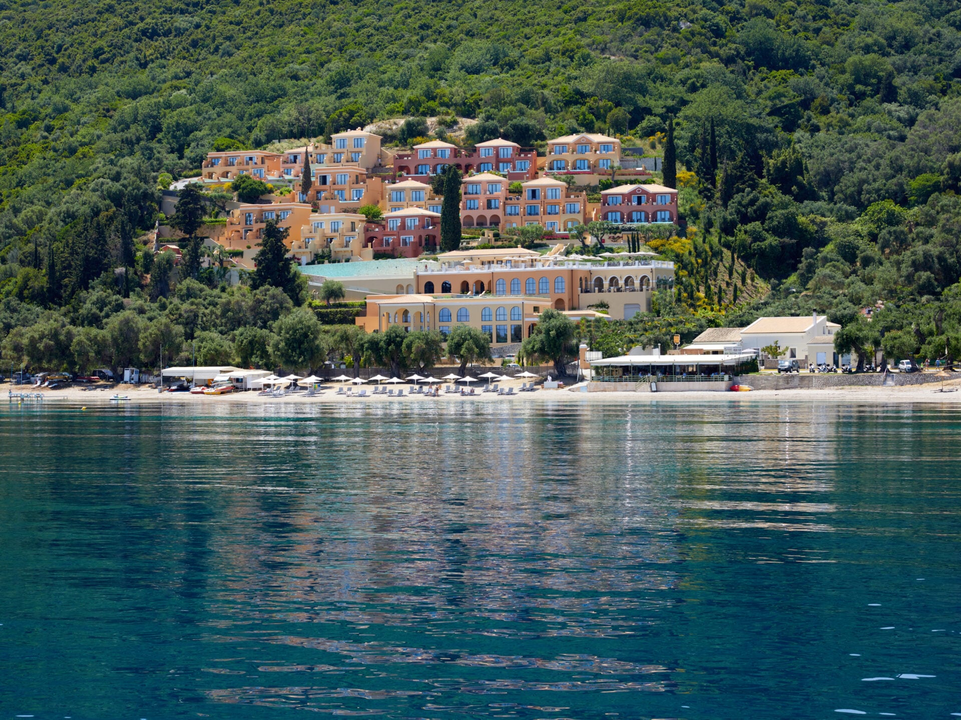 Mar-Bella Collection: Δέσμευση για το Ιόνιο