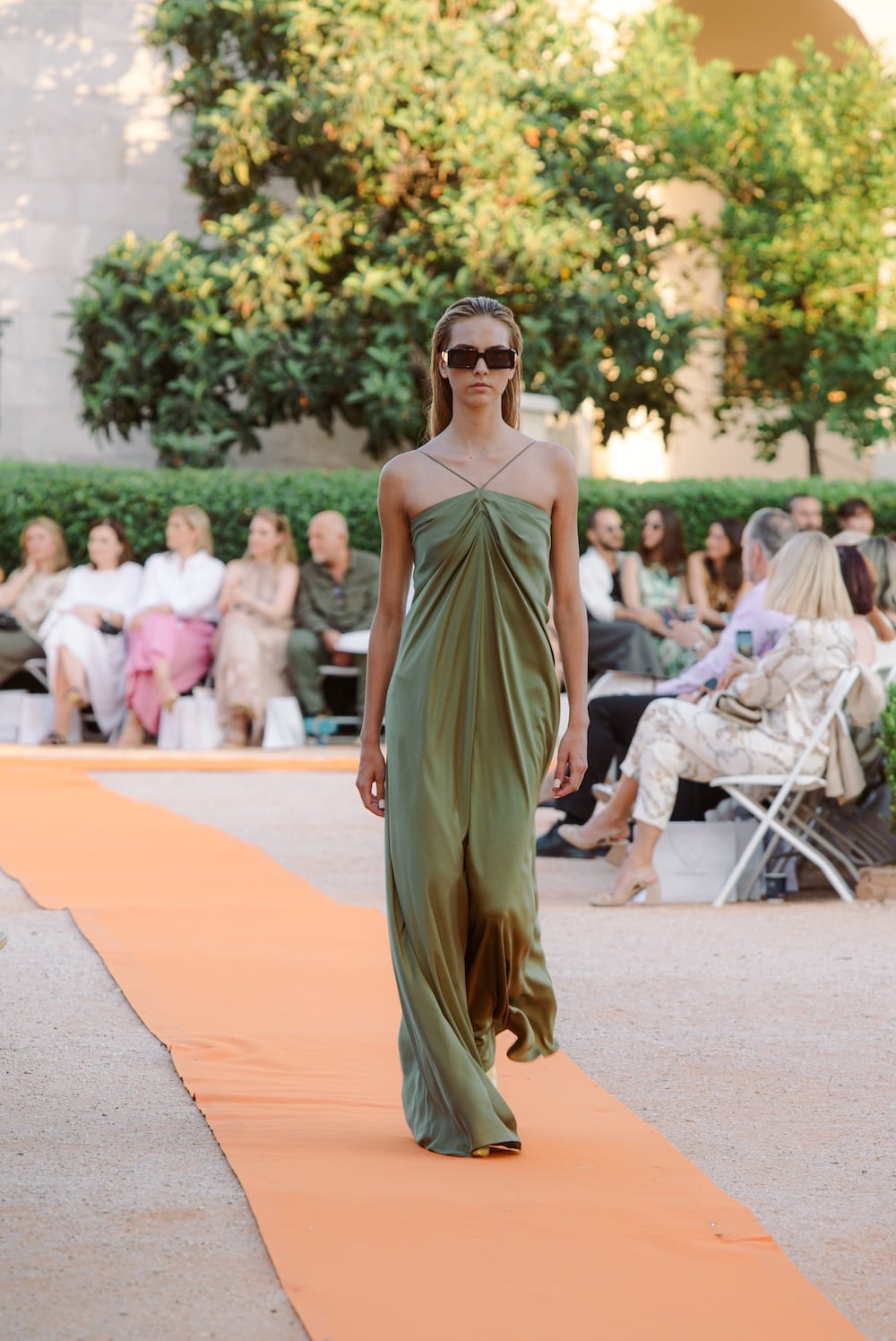 Hautes Grecians στη Villa Ilissia: Ένα catwalk στην πιο μαγευτική αυλή της Αθήνας