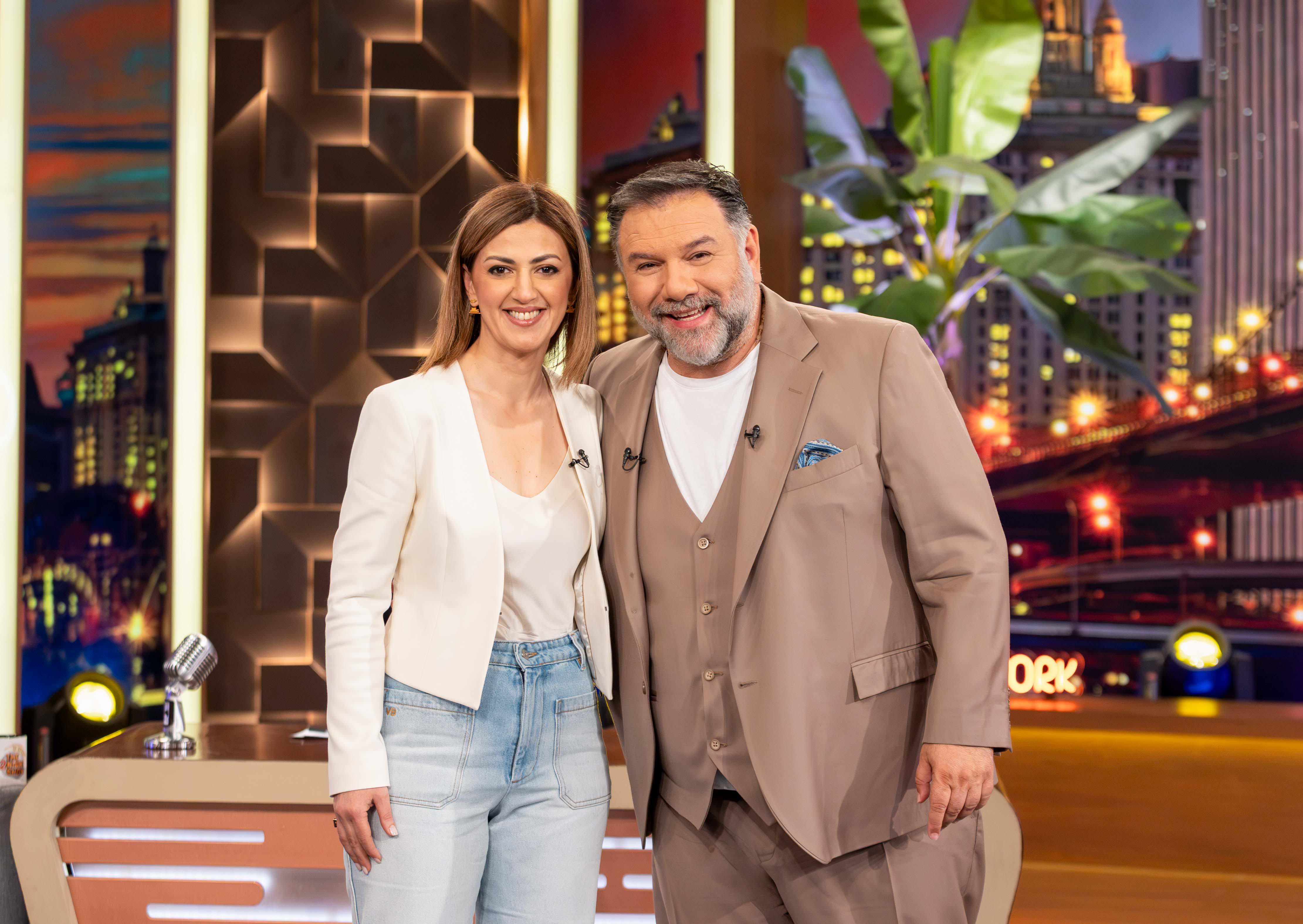 YFSF στο «The 2Night Show» με τον Γρηγόρη Αρναούτογλου
