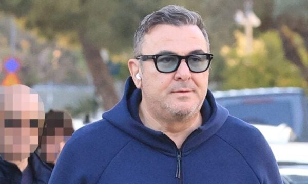 Αντώνης Ρέμος: Εγχείρηση για τον καλλιτέχνη – Η ευγνωμοσύνη της Υβόννης Μπόσνιακ