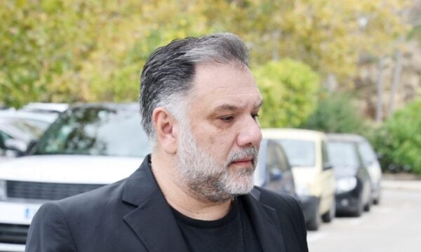 Ο Γρηγόρης Αρναούτογλου μεταφέρθηκε επειγόντως στο νοσοκομείο: «Η πιο οδυνηρή εμπειρία της ζωής μου»