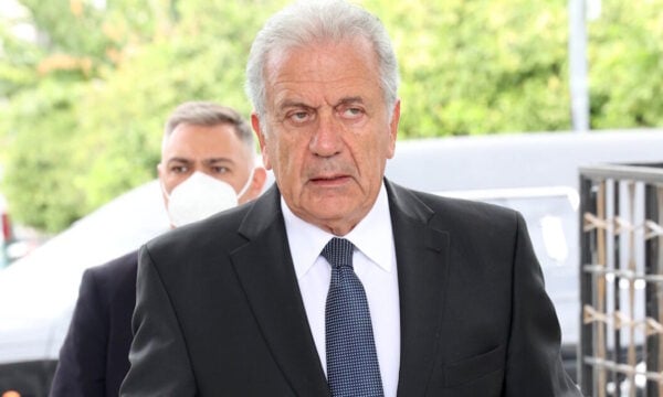 Δημήτρης Αβραμόπουλος: Ένταλμα σύλληψης για την υπόθεση του Qatargate