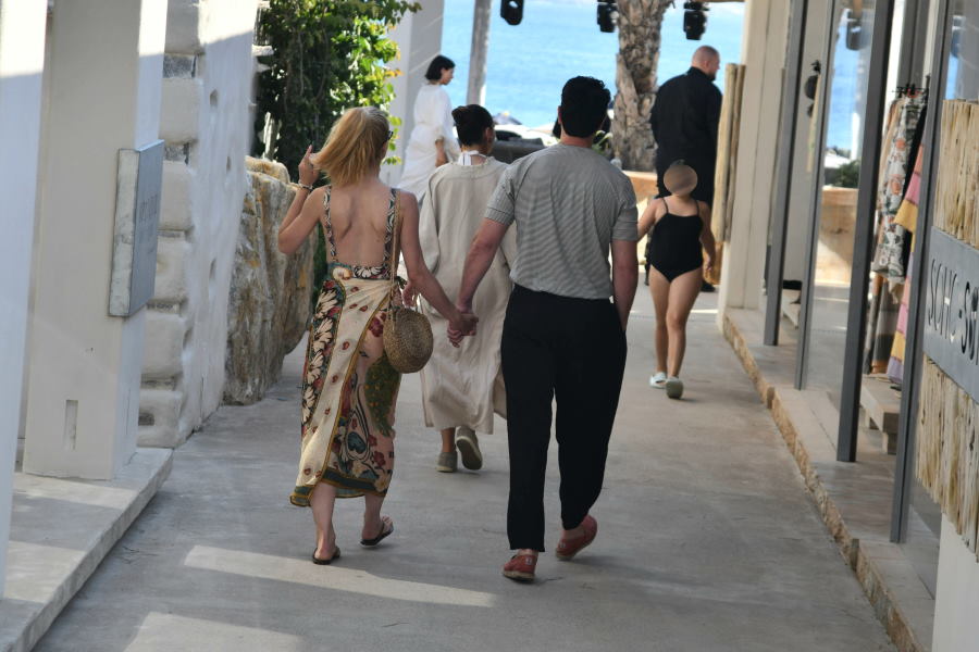 Ντορέττα Παπαδημητρίου και Γιώργος Γεροντιδάκης στο prewedding party Οικκονομάκου Τσερέλα