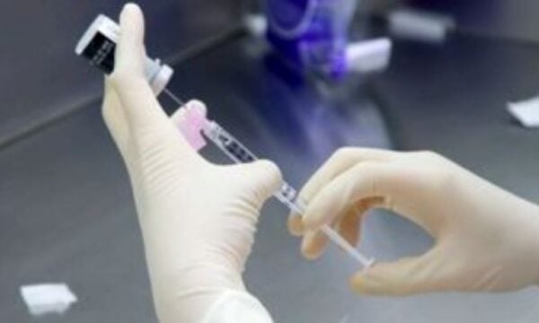 Μπορεί η τεχνητή νοημοσύνη να αποτρέψει την επόμενη πανδημία; Το πρώτο εμβόλιο είναι ήδη υπό δοκιμή