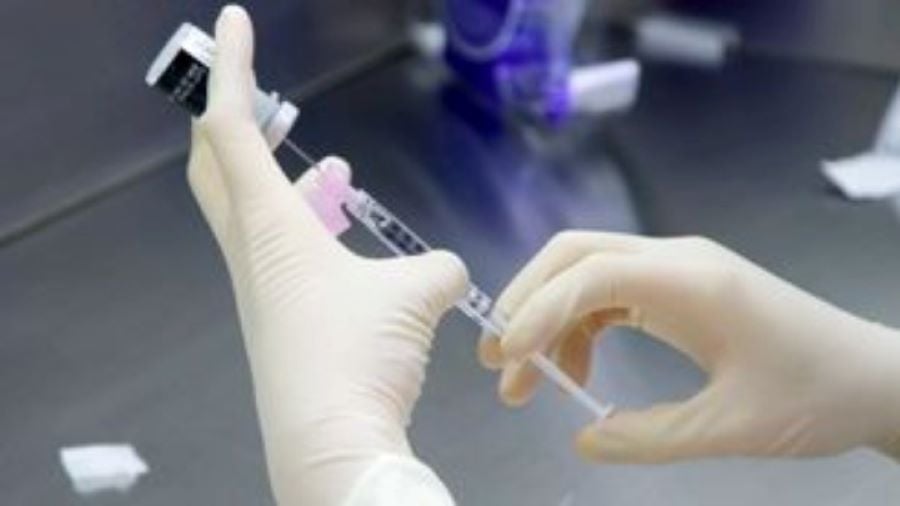 Μπορεί η τεχνητή νοημοσύνη να αποτρέψει την επόμενη πανδημία; Το πρώτο εμβόλιο είναι ήδη υπό δοκιμή