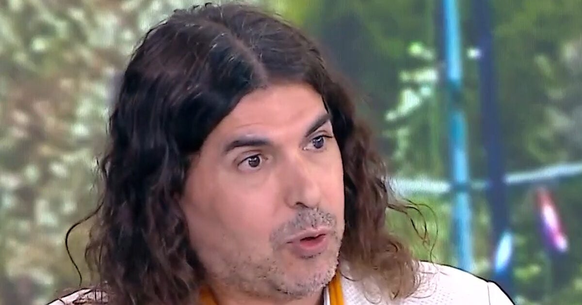 Ο σχεδιαστής, Ερωτόκριτος για τη Μαρία Καρυστιανού: «Δεν την αντιλαμβάνομαι ως πονεμένη μητέρα, αλλά ως ευλογία»