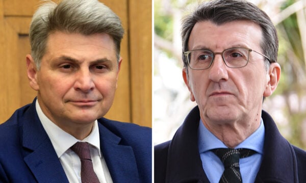 Πορτοσάλτε-Φαραντούρη: Κόντρα στον «αέρα» για τα μεταλλαγμένα τρόφιμα, «Λαϊκιστής με βούλα, δεν σας πιστεύω»