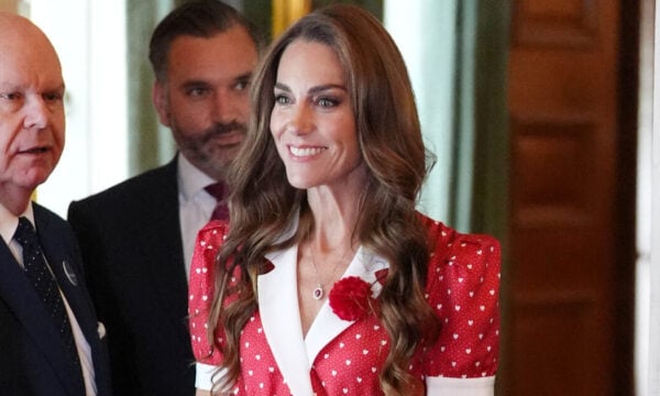 Kate Middleton: Το tea dress που εντυπωσίασε σε μια συγκινητική βασιλική τελετή