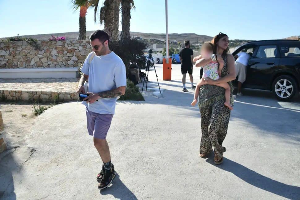 Αθηνά Οικονομάκου: Οι κολλητές της που πήγαν στον πλούσιο γάμο της – Όλες οι celebrities που έδωσαν το «παρών»