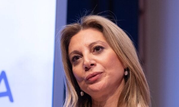 Μαρία Καρυστιανού: Ο όρος γυναικοκτονία τοποθετεί τη γυναίκα στις ευάλωτες ομάδες και τονίζει τη φυλετική διάκριση