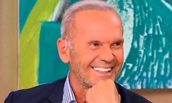 Ο Πέτρος Κωστόπουλος για τον γάμο της Αμαλίας: «Στο αυτοκίνητο μέχρι να την παραδώσω δεν μιλούσαμε καθόλου»