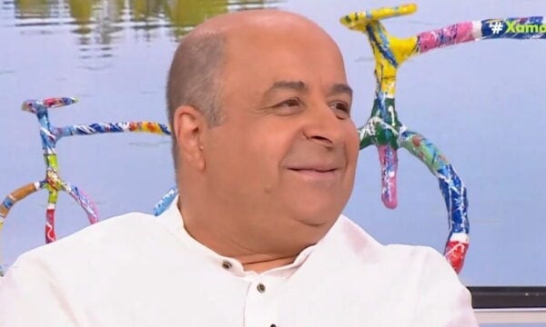 Μάρκος Σεφερλής: Πριν την πρεμιέρα ρωτάω την Έλενα Τσαβαλιά «θα γελάσει κανείς;» – Δεν με έχω απογοητεύσει ποτέ