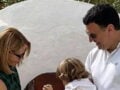 Τζένη Μπαλατσινού καμάρωσε τον Βασίλη Κικίλια σε τουρνουά μπάσκετ με τον 5χρονο γιο τους – Φωτογραφίες