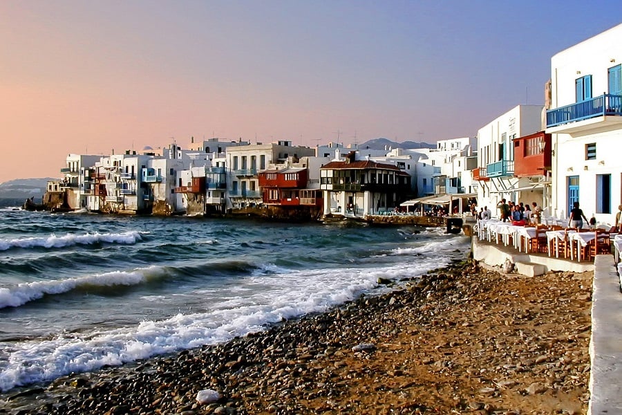 Αυτή η παραλία της Μυκόνου είναι πρώτη στη λίστα με τις 100 κορυφαίες του πλανήτη