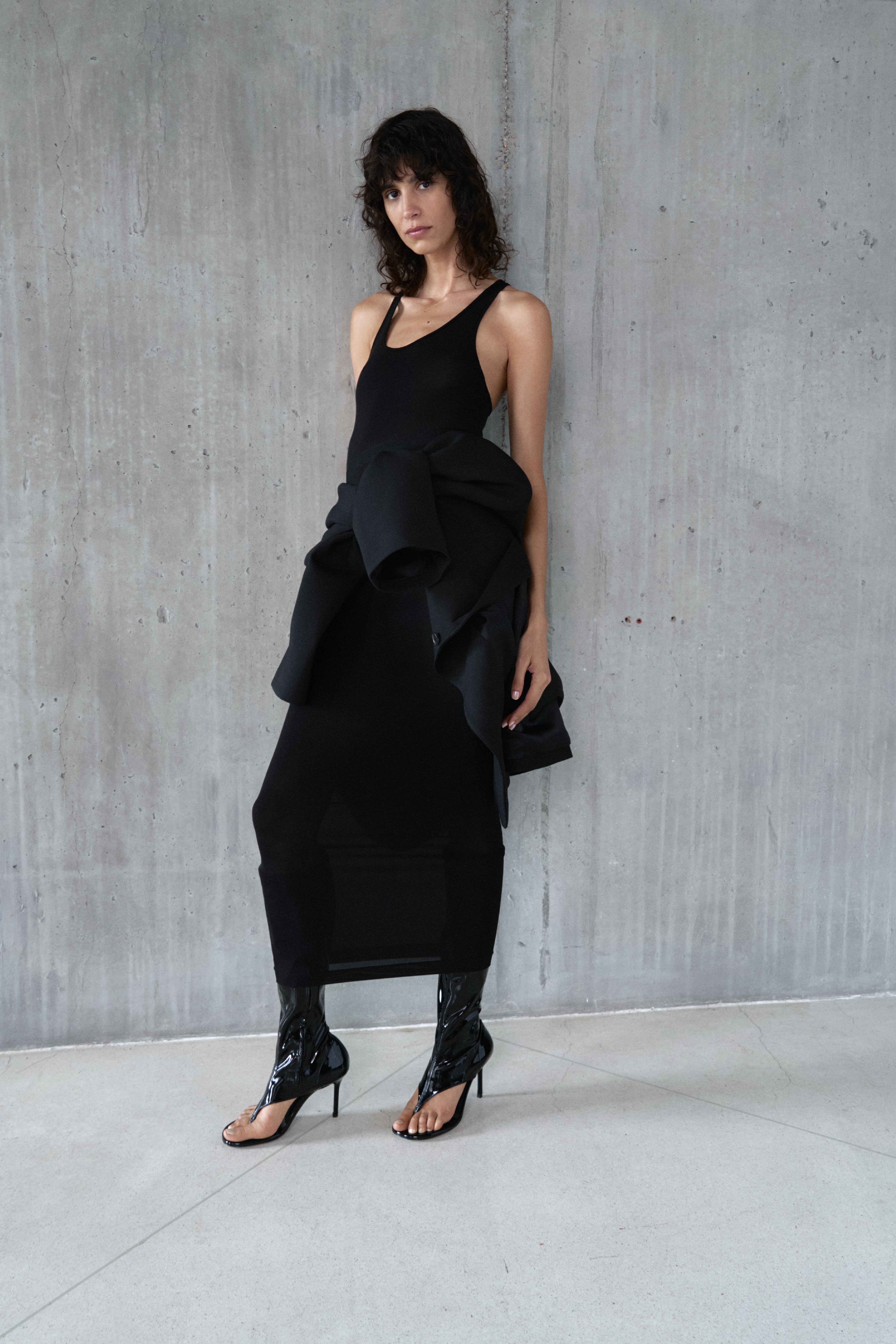 Η Η&Μ συνεργάζεται με την Wardrobe.NYC, το luxury label σύγχρονων essentials με έδρα την Νέα Υόρκη