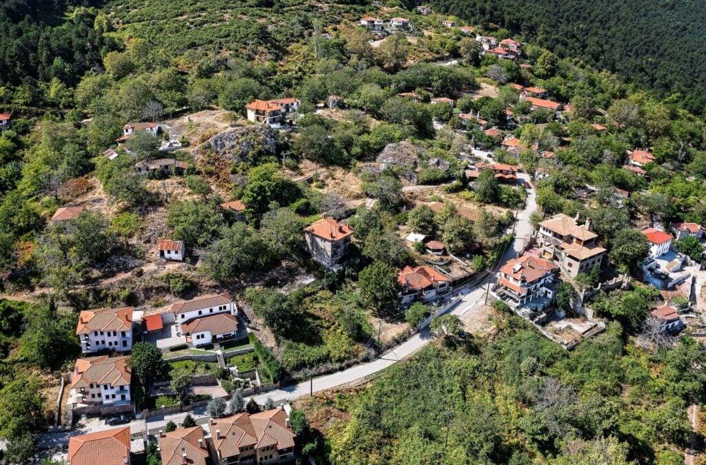 Παραδοσιακός θησαυρός μέσα στο πράσινο, 1 ώρα και 26 λεπτά από τη Θεσσαλονίκη