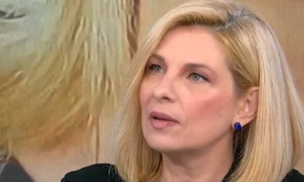 Μαρία Παναγοπούλου: Η αρχική συνάντηση με τον Κώστα Χαρδαβέλλα και η μητρότητα – «Αποσύρθηκα για επτά χρόνια, δεν το μετάνιωσα ποτέ»