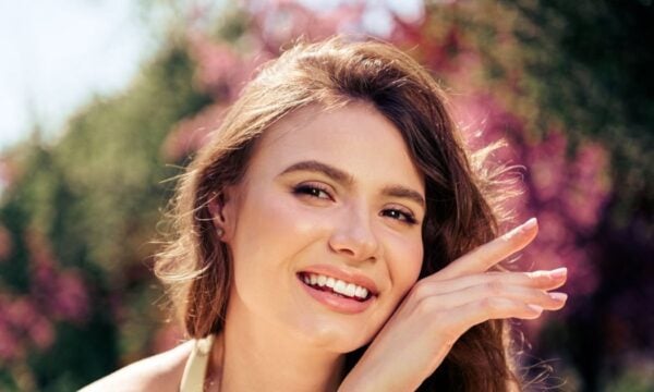 Skincare ρουτίνα 4 βημάτων για στρεσαρισμένη επιδερμίδα