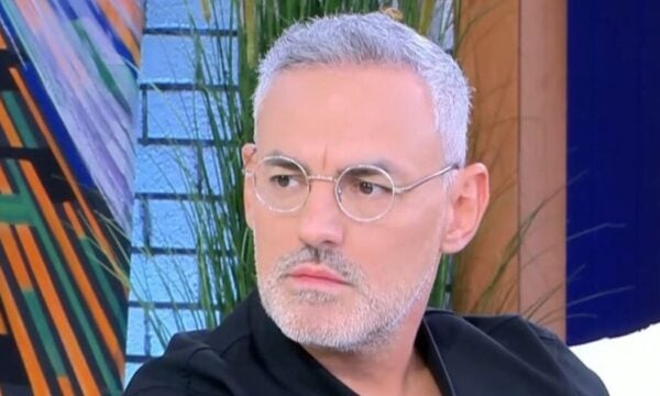 Νίκος Συρίγος: Με την Ελεωνόρα Ζουγανέλη καταλάβαμε από την πρώτη στιγμή ότι υπάρχει ανάμεσά μας μια σύνδεση που ξεπερνά τη φιλική