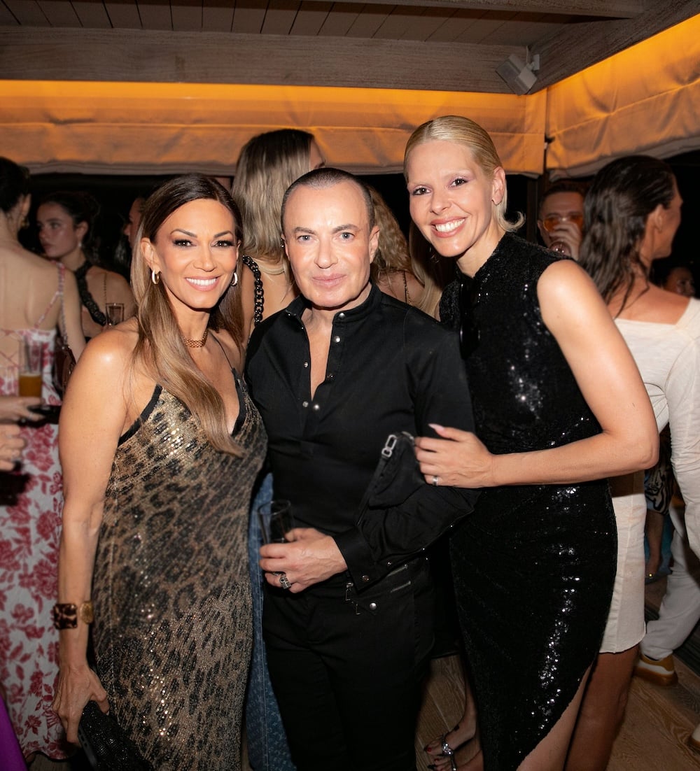 Julien Macdonald στο Island! Όταν η Αθηναϊκή Ριβιέρα μετατράπηκε σε disco πασαρέλα