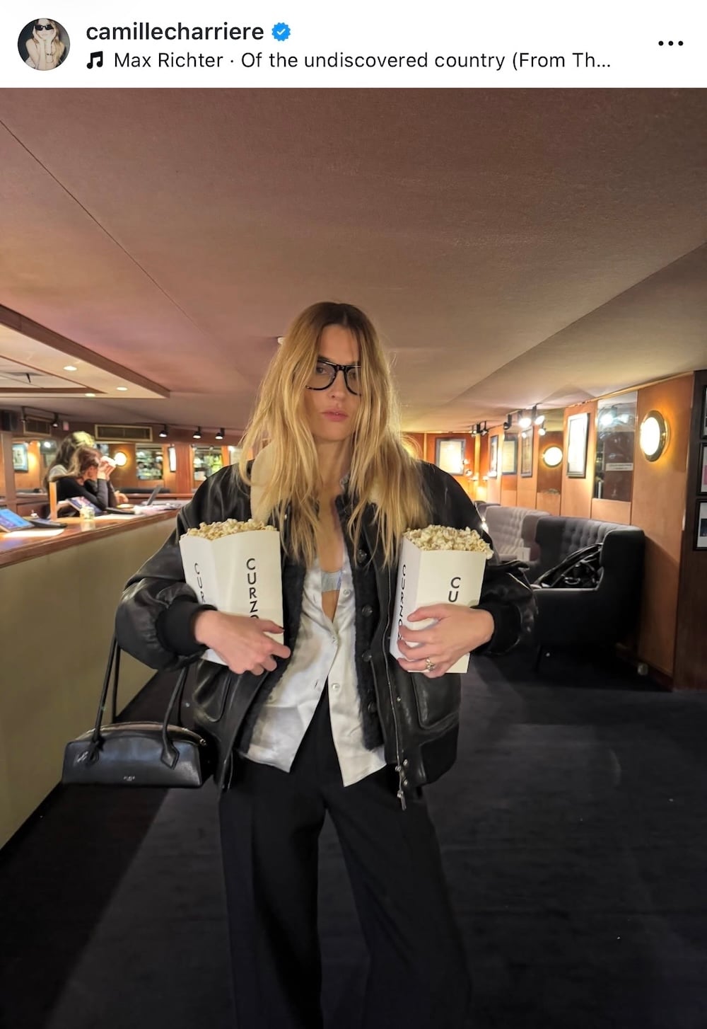 Camille Charriere: Η εκπρόσωπος του edgy classic style