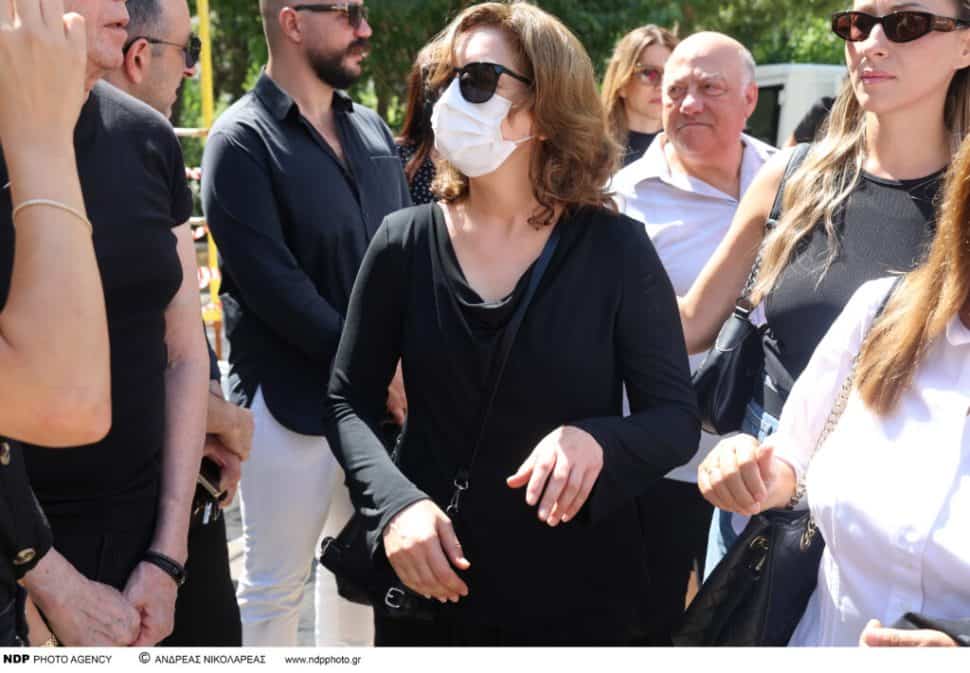Μαίρη Λίντα και η περιουσία: Είχε αφήσει άφραγκη την κόρη της, μόνο την σπούδασε και την πέταξε στο ενοίκιο