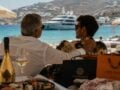Πρώην παίκτης ριάλιτι ξεπουπουλιάζει πασίγνωστο εφοπλιστή στη Μύκονο: Χιλιάδες ευρώ για τα μάσκουλά του