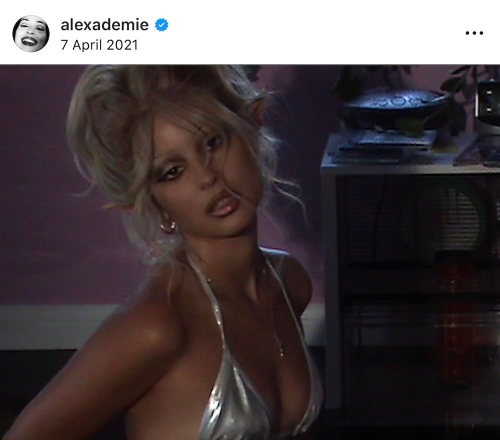 Chanel: Η Alexa Demie ήταν καλεσμένη στην front row
