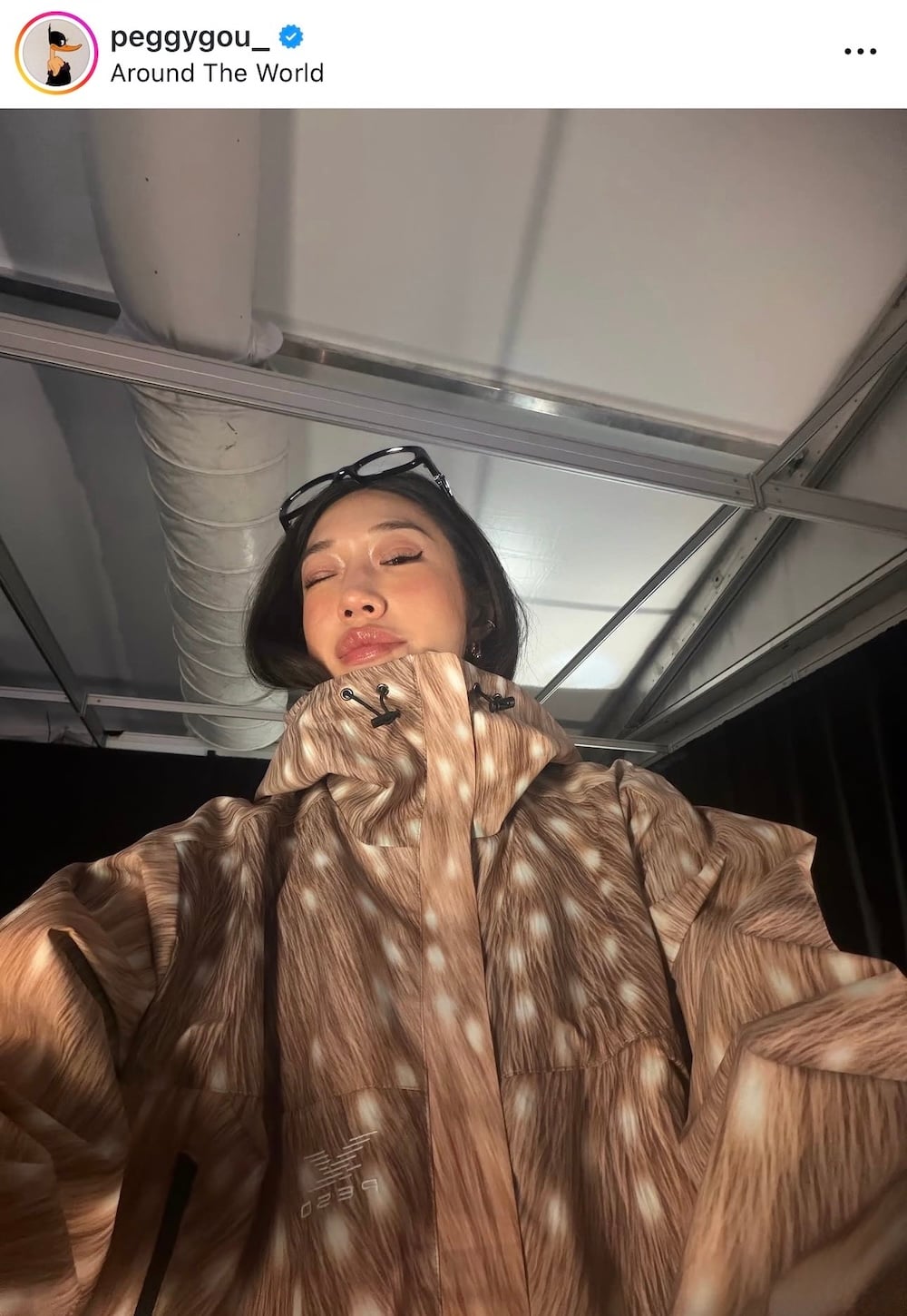 Πέγκυ Γκου: Chanel, μουσική και summer looks έμπνευση