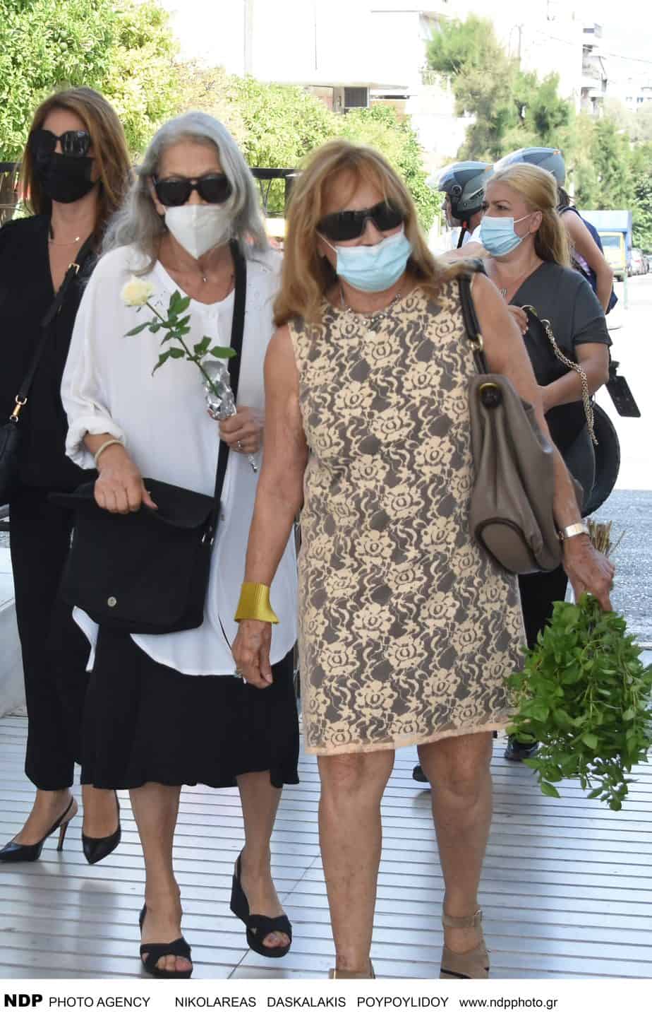 Τόλης Βοσκόπουλος: Πέντε χρόνια χωρίς τον τραγουδιστή, οι έρωτες, τα εκατομμύρια, τα χρέη και το δράμα της εφορίας