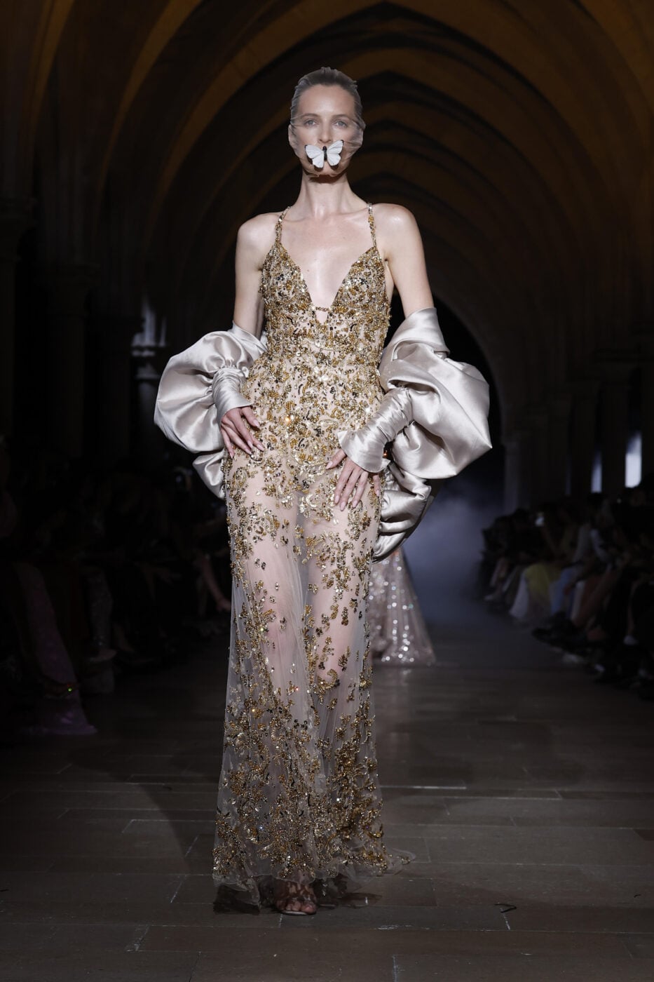 Zuhair Murad: Οι καλεσμένες στο show απογείωσαν το couture glamour με τα χτενίσματά τους
