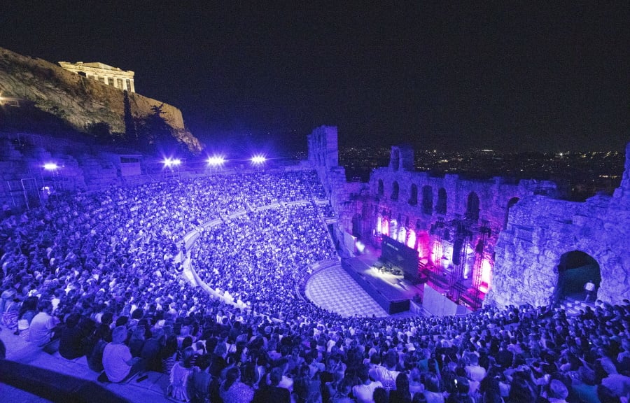 John Legend: Συναυλία στο Ηρώδειο λίγο πριν το ιστορικό θέατρο κλείσει για τρία χρόνια