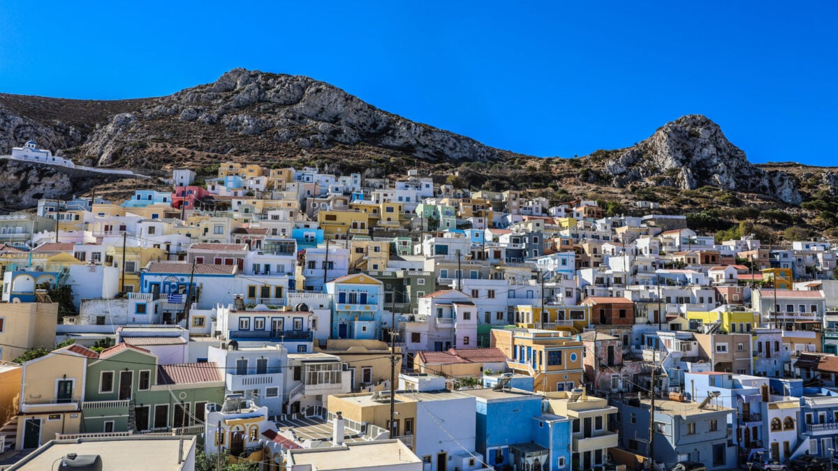 Ελληνικό νησί στην κορυφή της λίστας για διακοπές μακριά από τα πλήθη