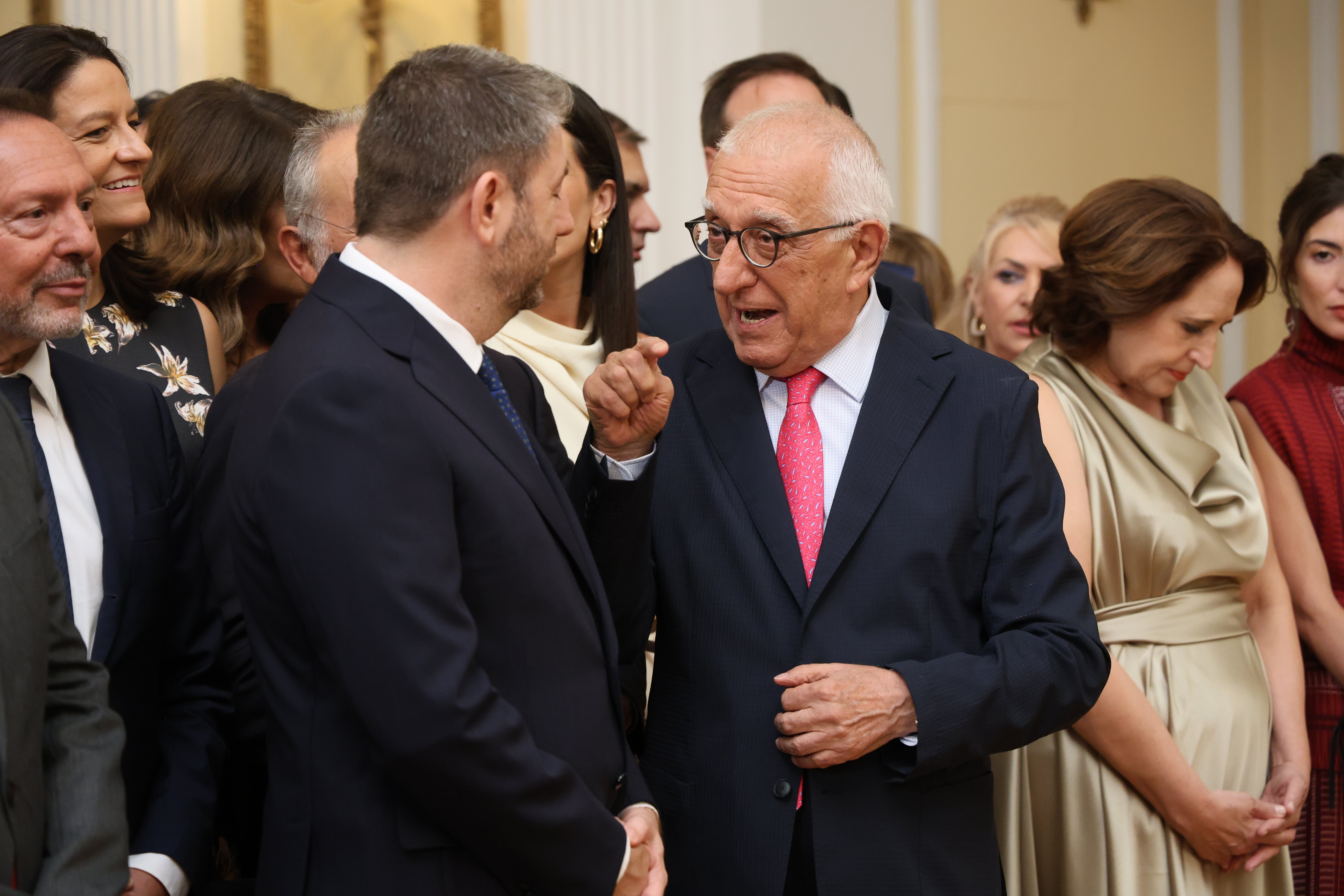Αποκατάσταση της Δημοκρατίας: Ποια πρόσωπα έδωσαν το «παρών» στη δεξίωση