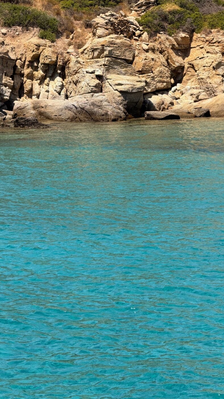 Αμαλία Κωστοπούλου: Οι πρώτες καλοκαιρινές διακοπές στην Ελλάδα μετά τον γάμο της, φωτογραφίες
