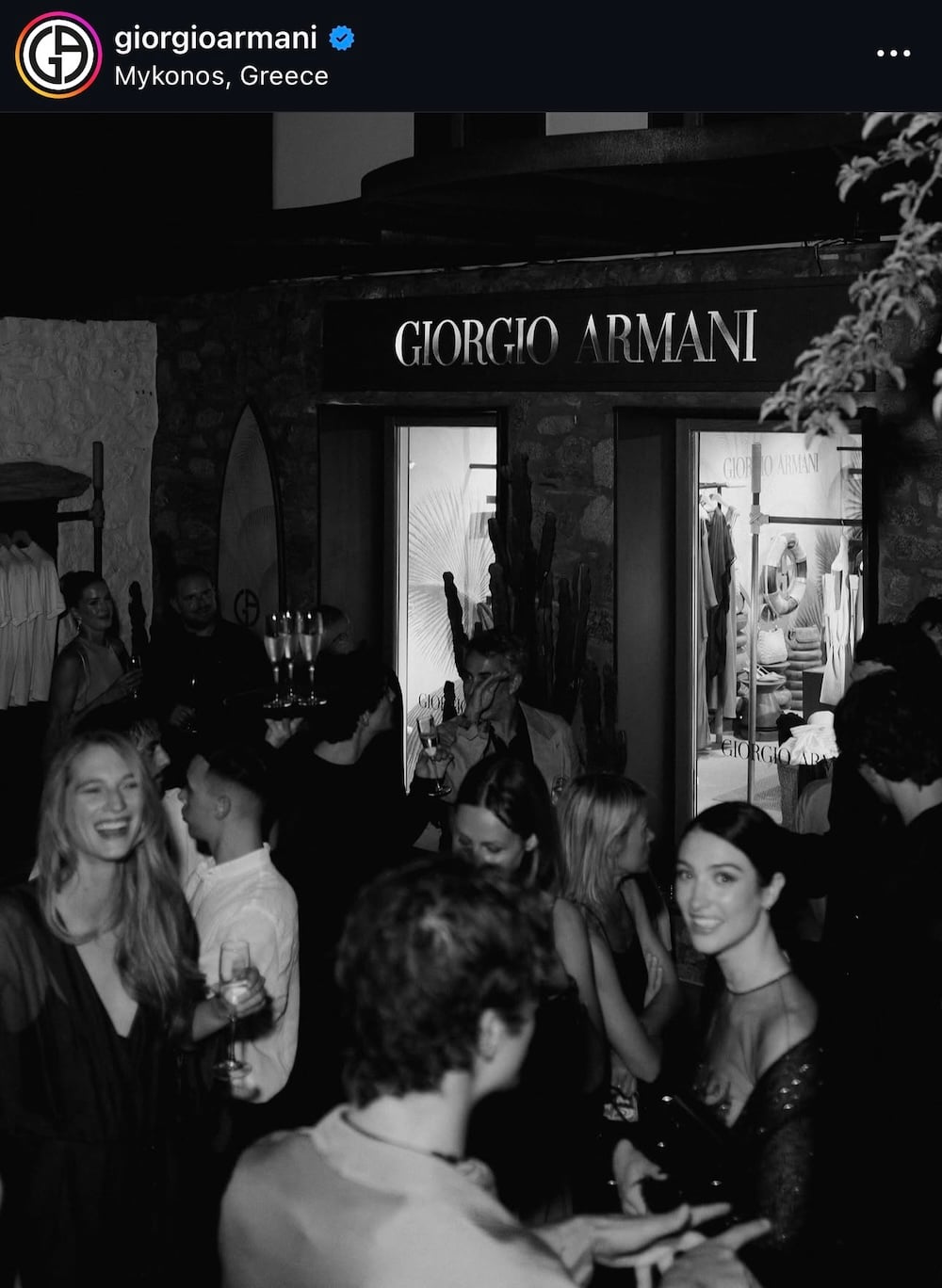 Giorgio Armani στη Μύκονο: Ρος Γεωργίου και Francesco Χρήστος Ruggiero, τα νέα πρόσωπα της ελληνικής fashion γενιάς
