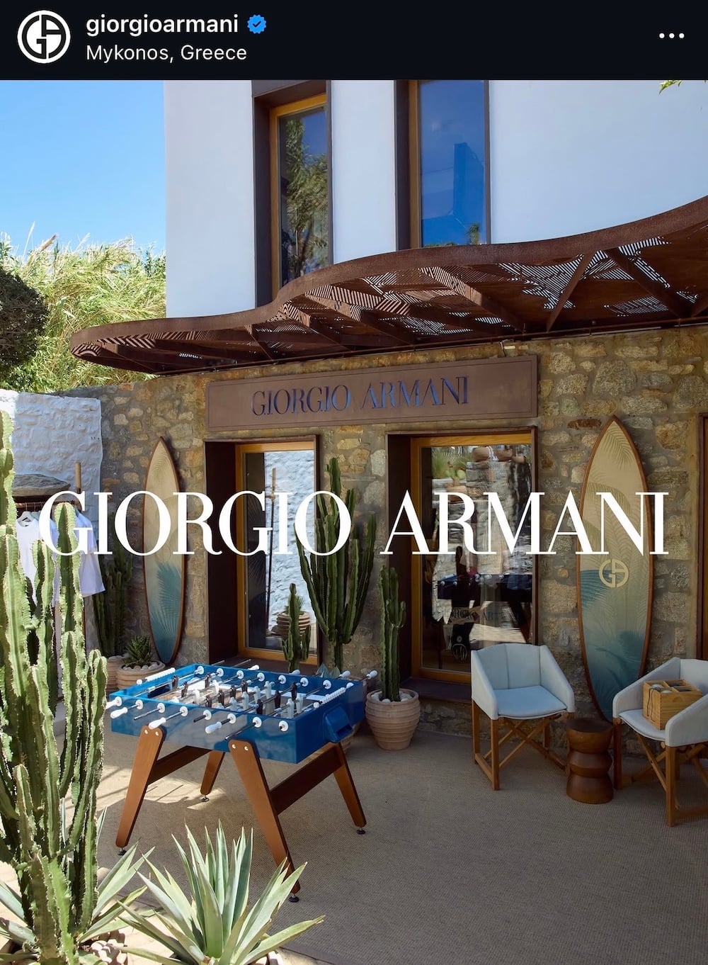 Giorgio Armani στη Μύκονο: Ρος Γεωργίου και Francesco Χρήστος Ruggiero, τα νέα πρόσωπα της ελληνικής fashion γενιάς