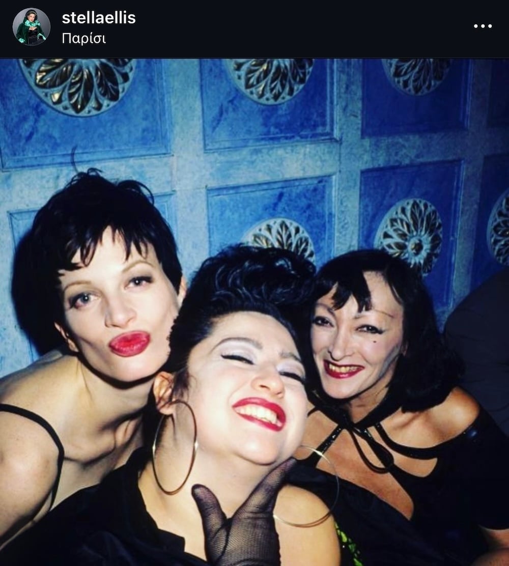Stella Ellis πριν από το body positivity: Η μούσα του Thierry Mugler που άλλαξε την ιστορία της μόδας