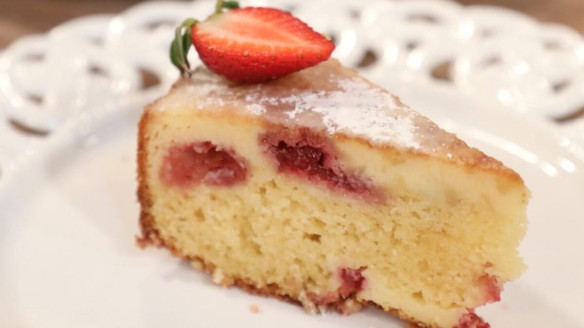Cake με φράουλες και τυρί κρέμα