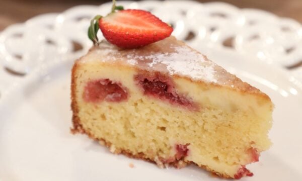 Cake με φράουλες και τυρί κρέμα