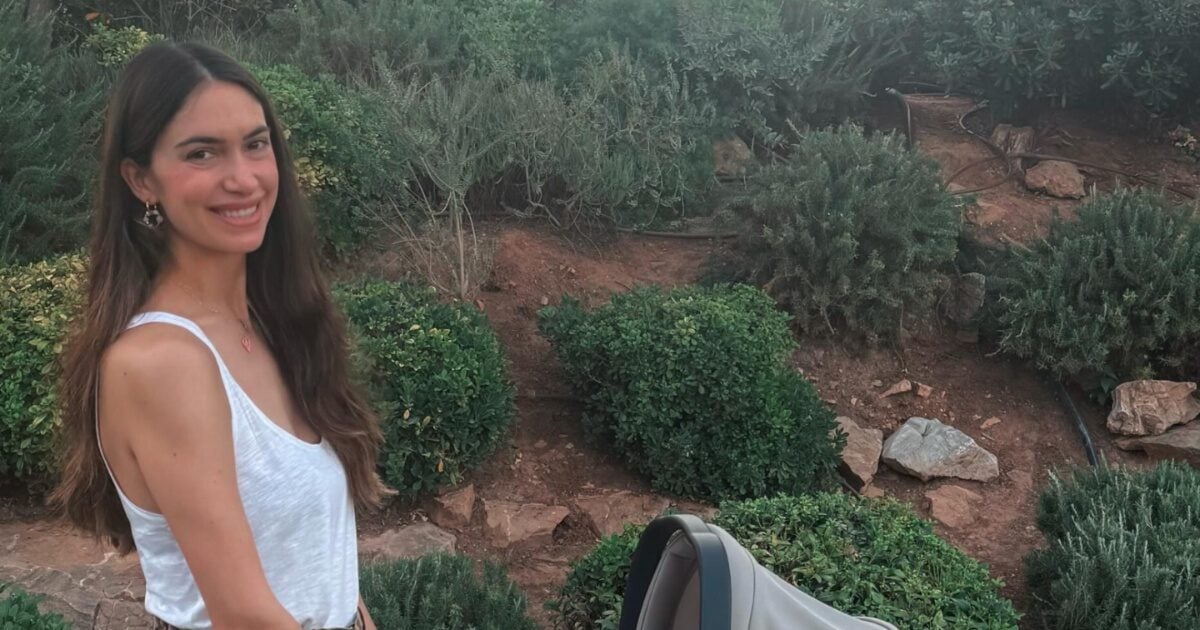 Άννα Πρέλεβιτς: Φωτογραφία με τις δίδυμες κόρες της