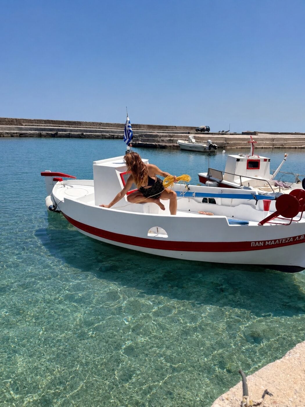 Κωνσταντίνα Ευρυπίδου – Φίλιππος Μιχόπουλος: Ρομαντικές διακοπές στη Σαντορίνη για το ζευγάρι, φωτογραφίες