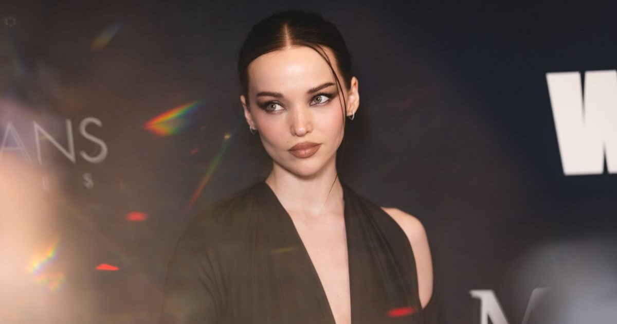 Η σαμπανιζέ σκιά ματιών της Dove Cameron αποδεικνύει ότι τα matchy-matchy looks παραμένουν τάση