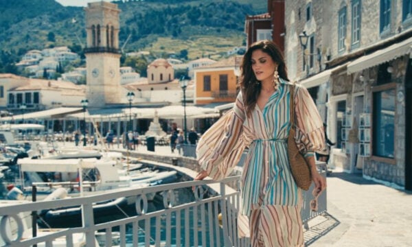Η Μαίρη Συνατσάκη παρουσιάζει τη νέα συλλογή #MairibooForEnvie με την καμπάνια Almyra